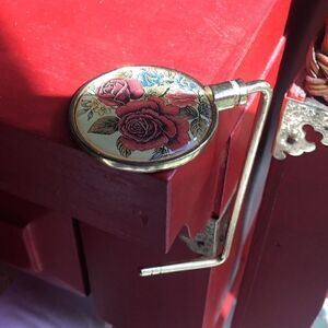 $8 ea or 3/$15. Purse Holder Floral Print